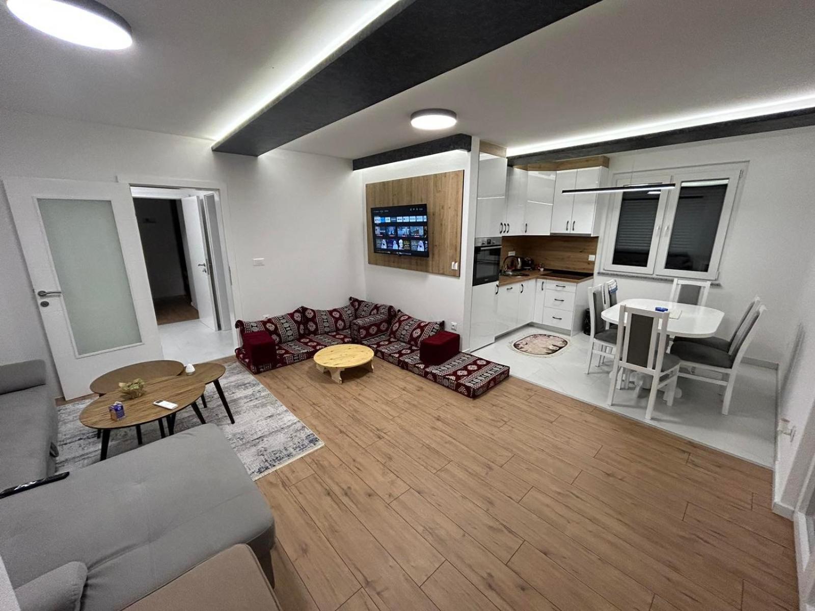 Mesic Apartment *